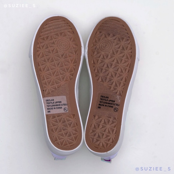 POP Holographic Declan Lace up Sneakers 8 NWT - Picture 8 of 12